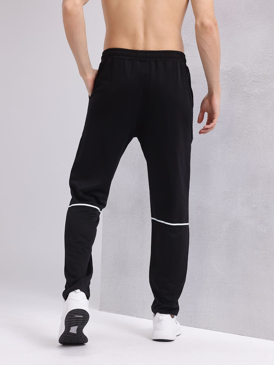 HRX oleh Hrithik Roshan Men Rapid-Dry Running Track Seluar