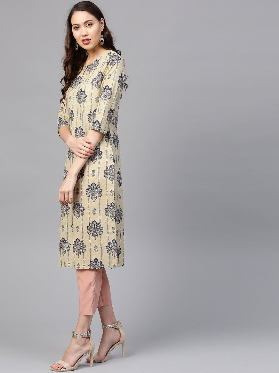 SOJANYA Women Beige & Green Printed Straight Kurta