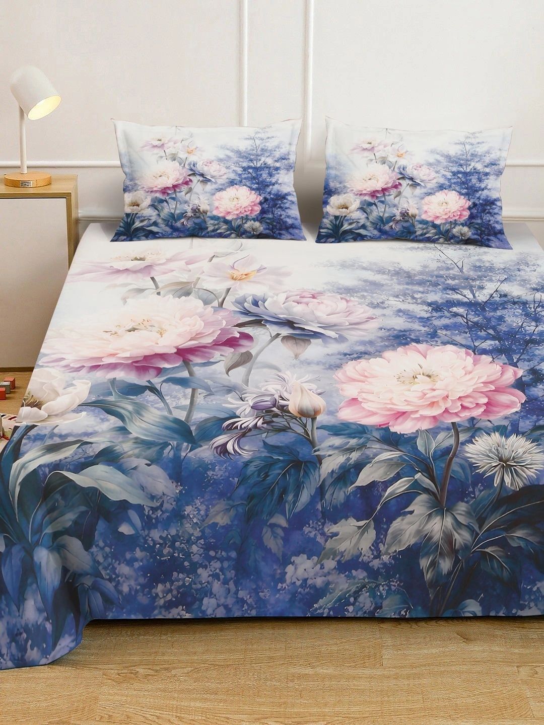 Moda Rapido X KLOTTHE Blue & White Floral 400 TC King Bedsheet with 2 Pillow Covers