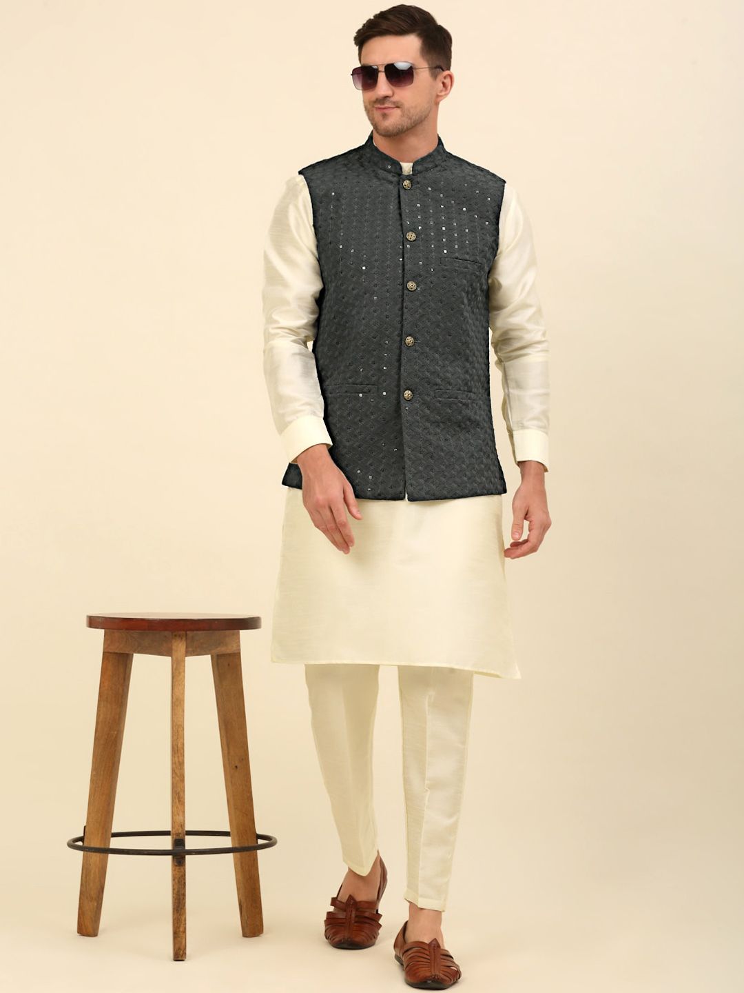 Anouk Grey Embroidered Sequinned Nehru Jacket