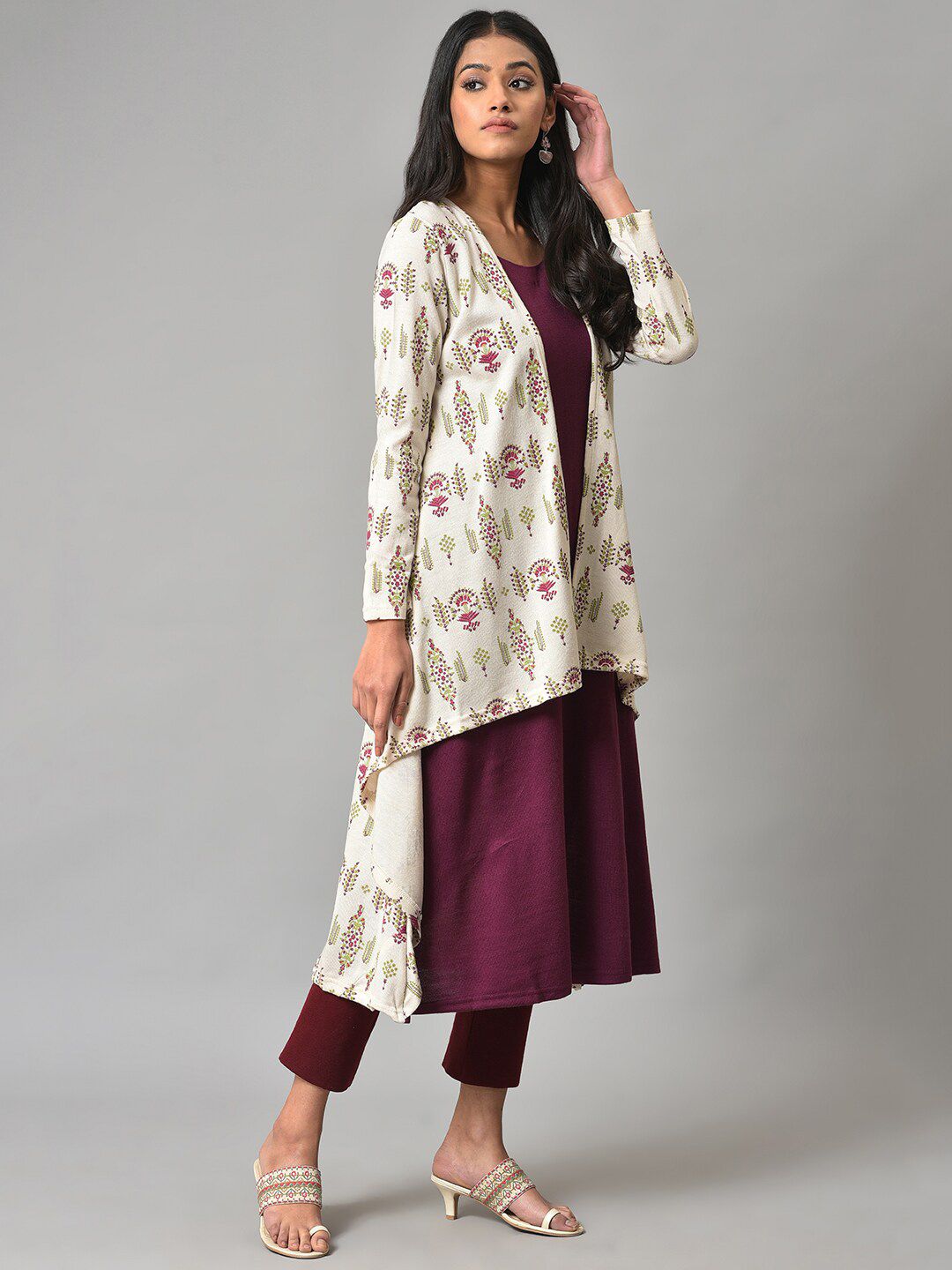 W Ethnic Motifs Printed Acrylic Kurta