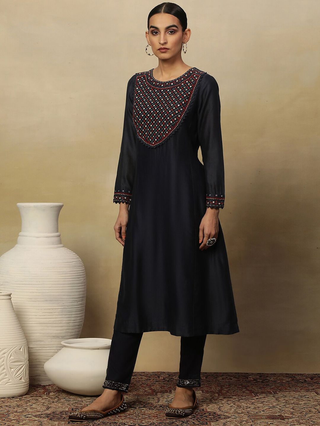 W Yoke Design Floral Thread Work A-Line Kurta