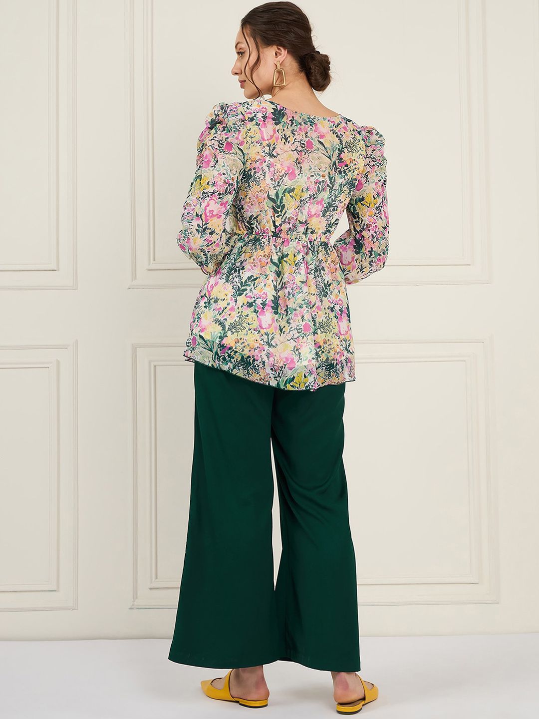 Antheaa Green Floral Printed Puff Sleeves Ruffled Top With Trouser