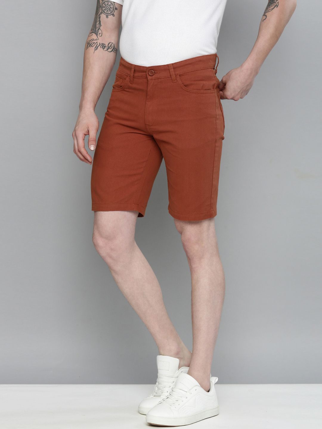 The Indian Garage Co Men Rust Slim Fit Chino Shorts