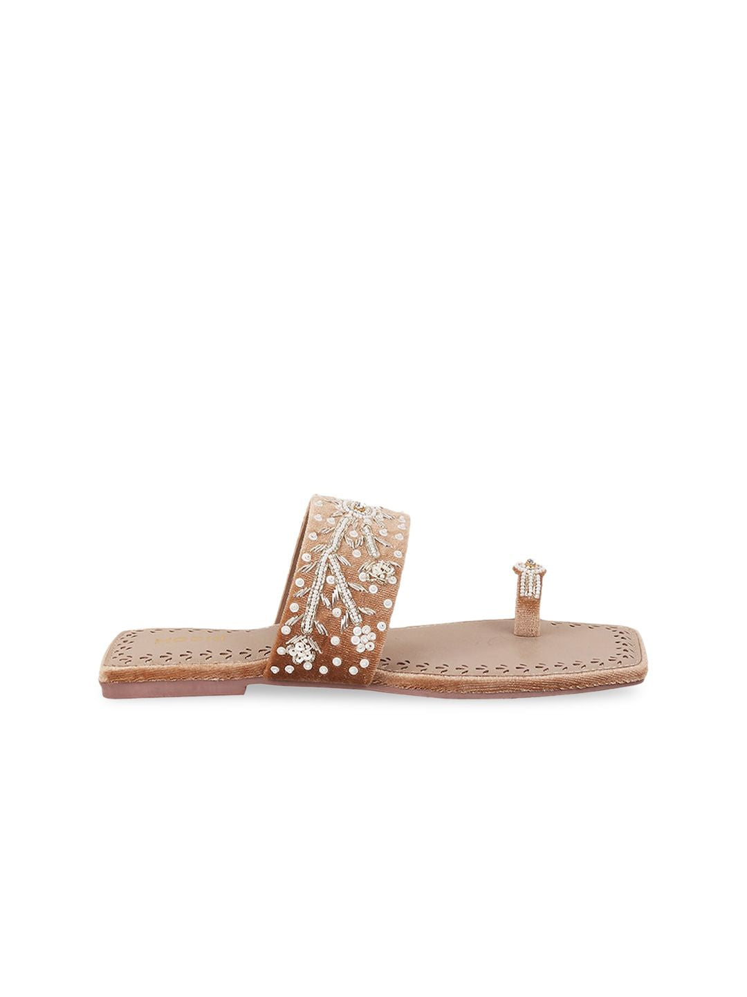 Mochi Embellished Ethnic One Toe Flats