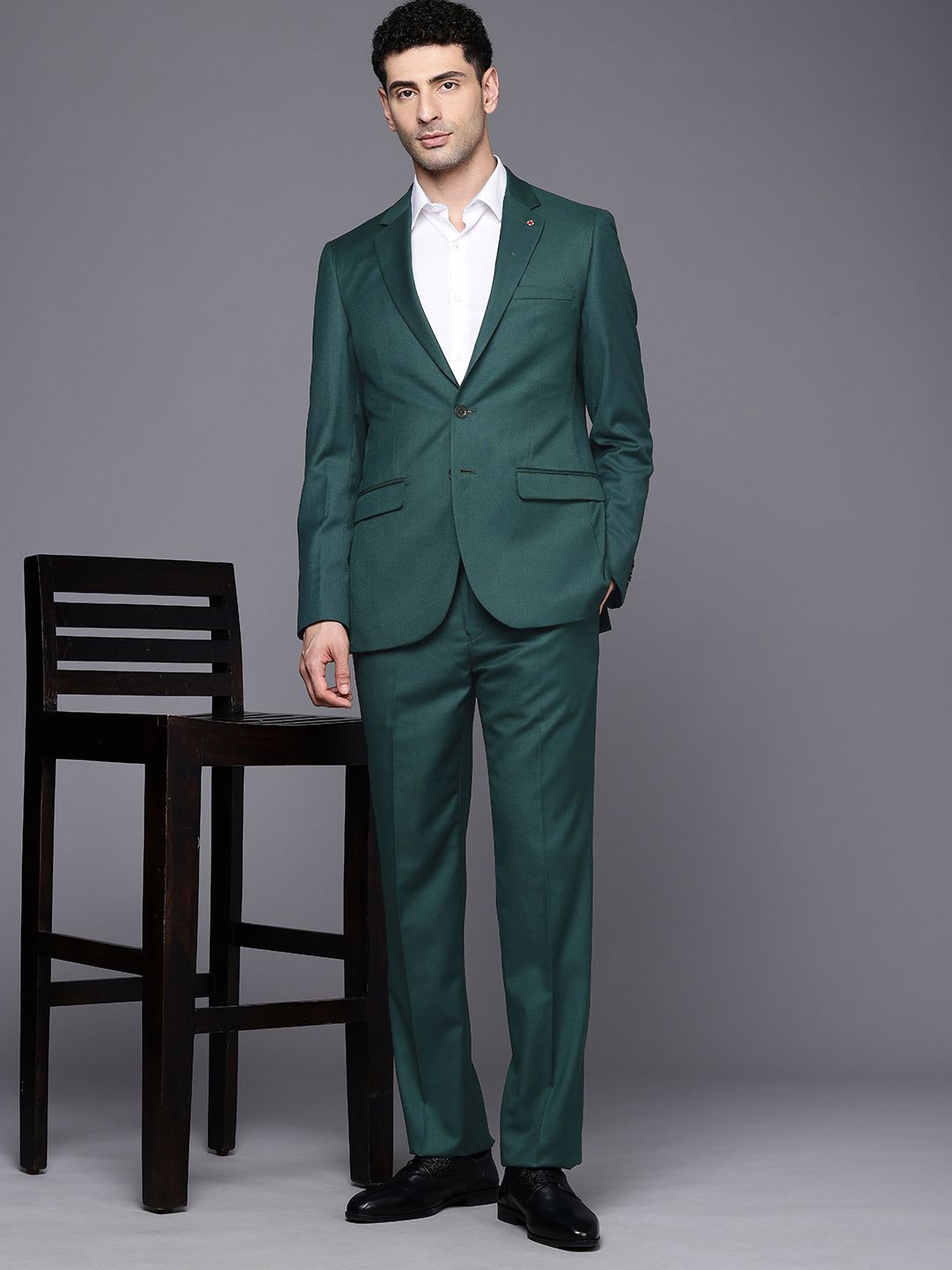 Raymond Technosmart Wrinkle Free Contemporary Fit 2-Peice Formal Suits