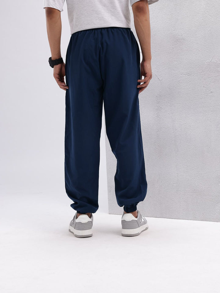 HRX by Hrithik Roshan Men Lifestyle Contrast Piping Detail Joggers