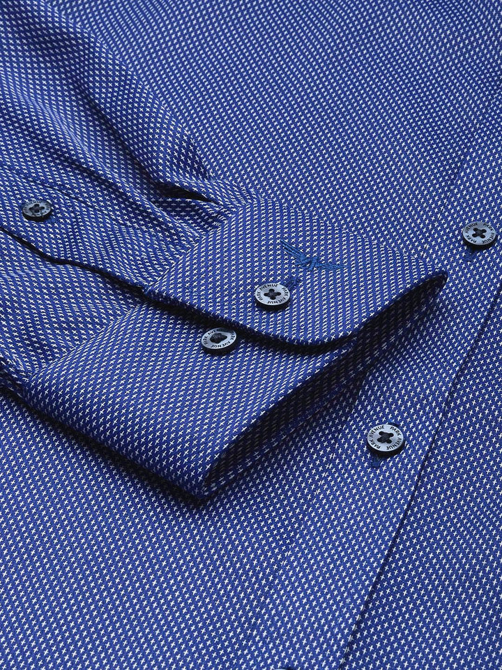 Park Avenue Self Design Slim Fit Textured Formal Shirt