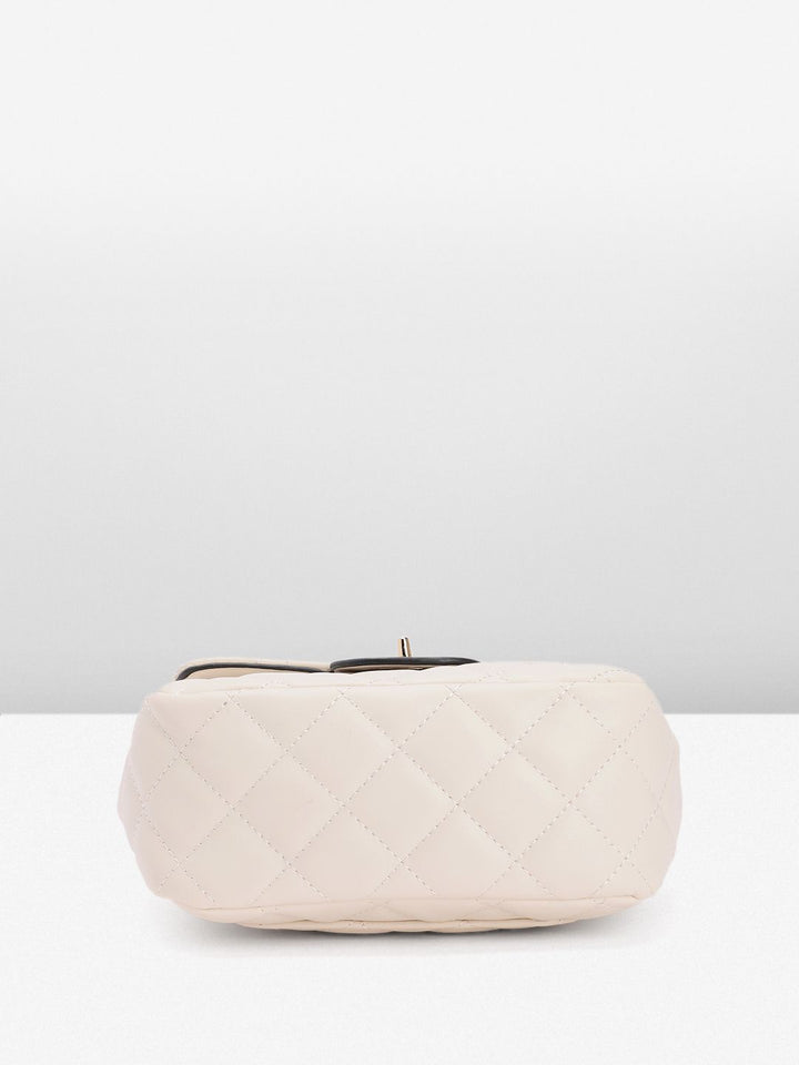DressBerry Solid Quilted Structured Shoulder Bag