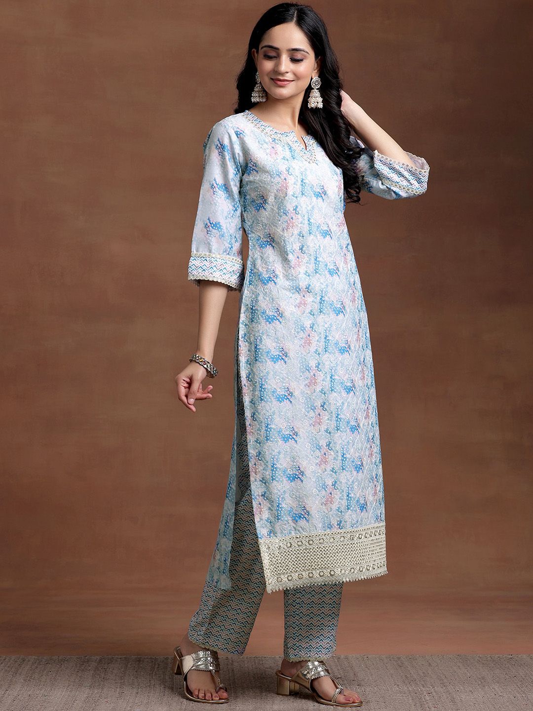 Libas Abstract Embroidered Regular Thread Work Kurta with Trousers & With Dupatta