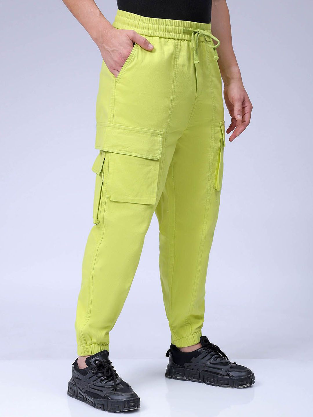 The Indian Garage Co Men Loose Fit Mid-Rise Pure Cotton Cargos Joggers