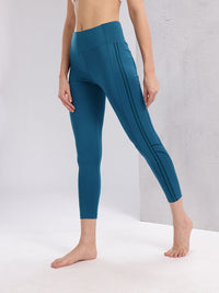 HRX by Hrithik Roshan Women Rapid-Dry Cropped Yoga Tights