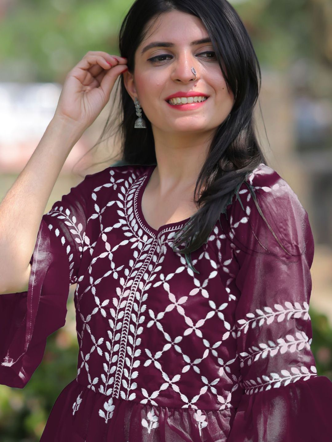 KALINI Women Embroidered Chikankari Kurti