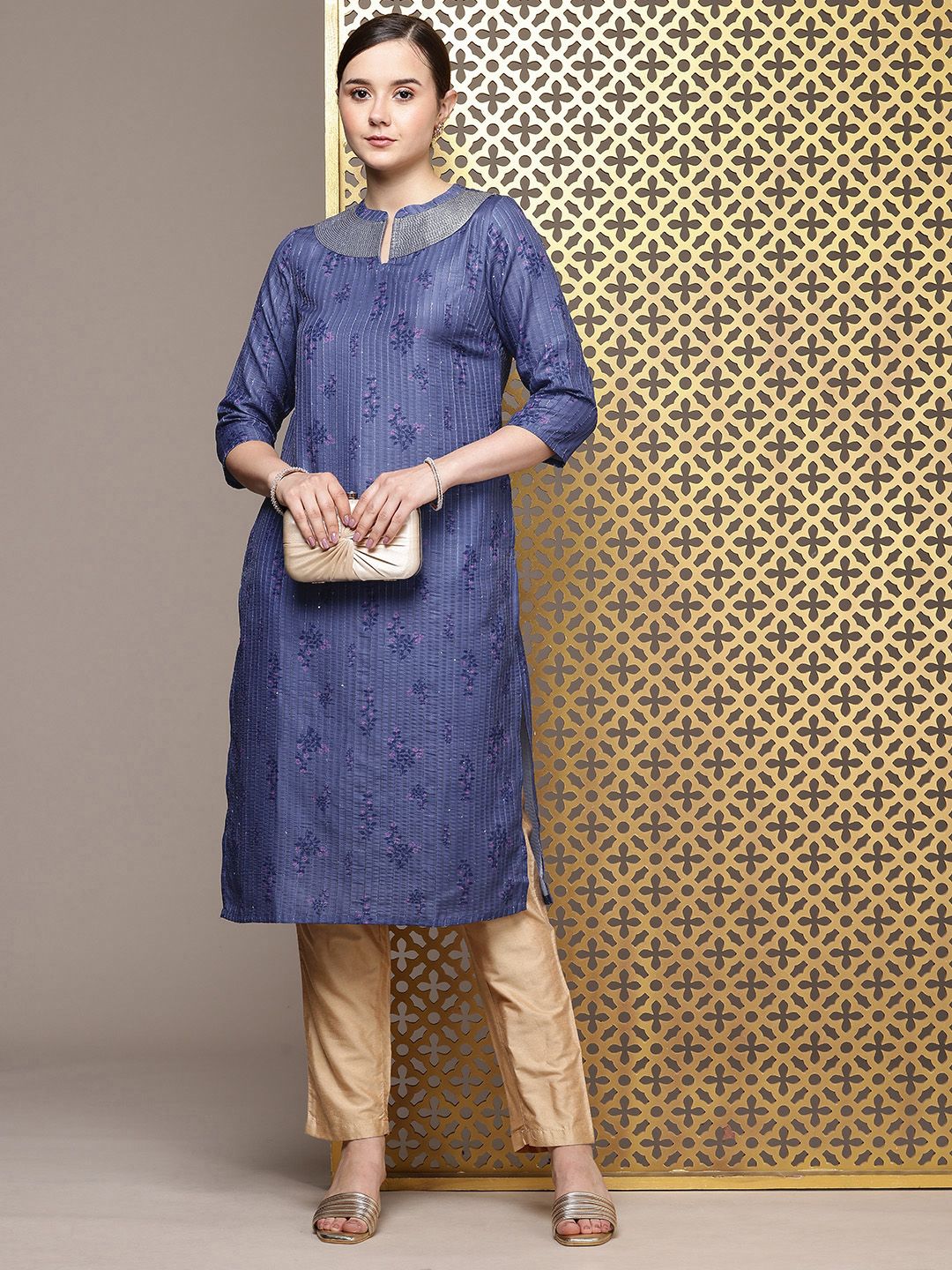 House of Pataudi Floral Printed Sequinned Jashn Kurta