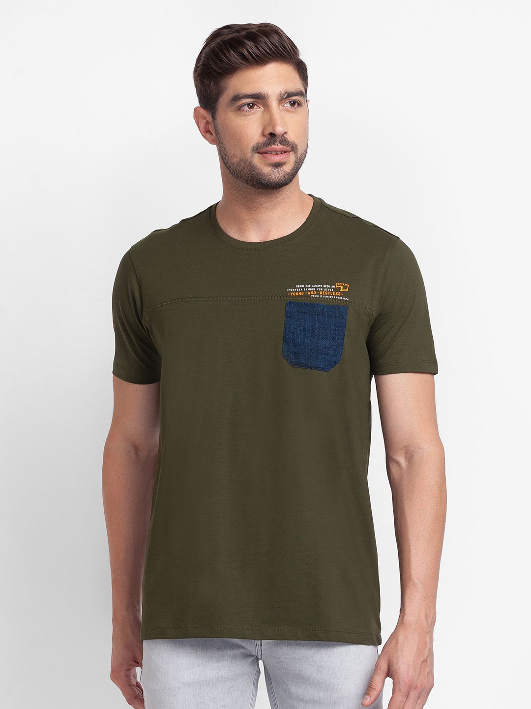SPYKAR Typography Printed Slim Fit Casual Pocket T-shirt