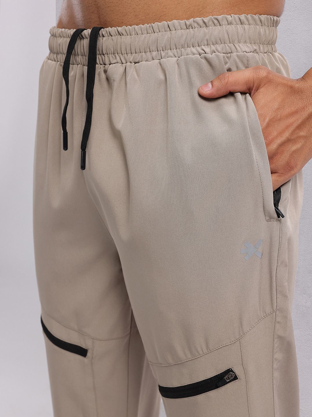 HRX by Hrithik Roshan Men Mid-Rise  Rapid-Dry Training Joggers with Zip Detailing