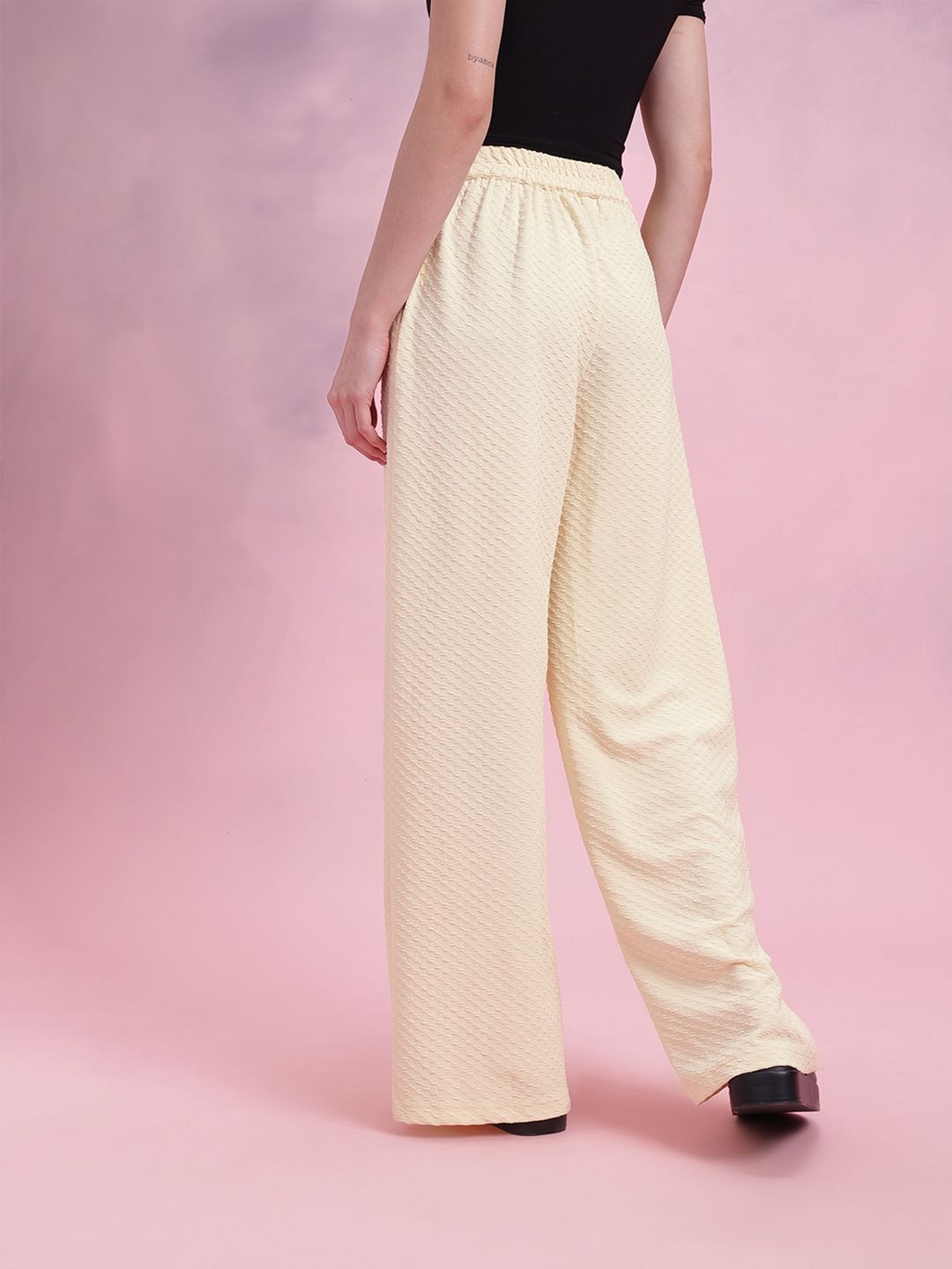 DressBerry Women Geometric Textured Mid-Rise Wide Leg Flared Trousers