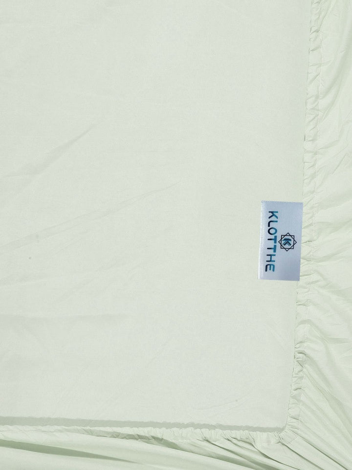KLOTTHE Green Solid Cotton 300 TC Fitted King Bedsheet with 2 Pillow Covers-250 x 225 cm