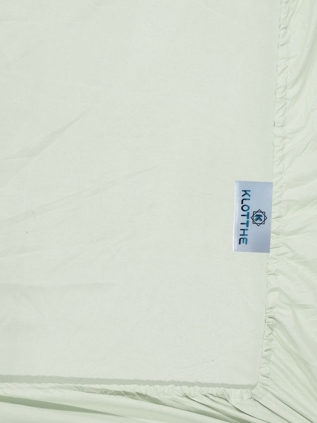 KLOTTHE Green Solid Cotton 300 TC Fitted King Bedsheet with 2 Pillow Covers-250 x 225 cm