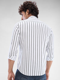SPYKAR Men Slim Fit Striped Casual Shirt