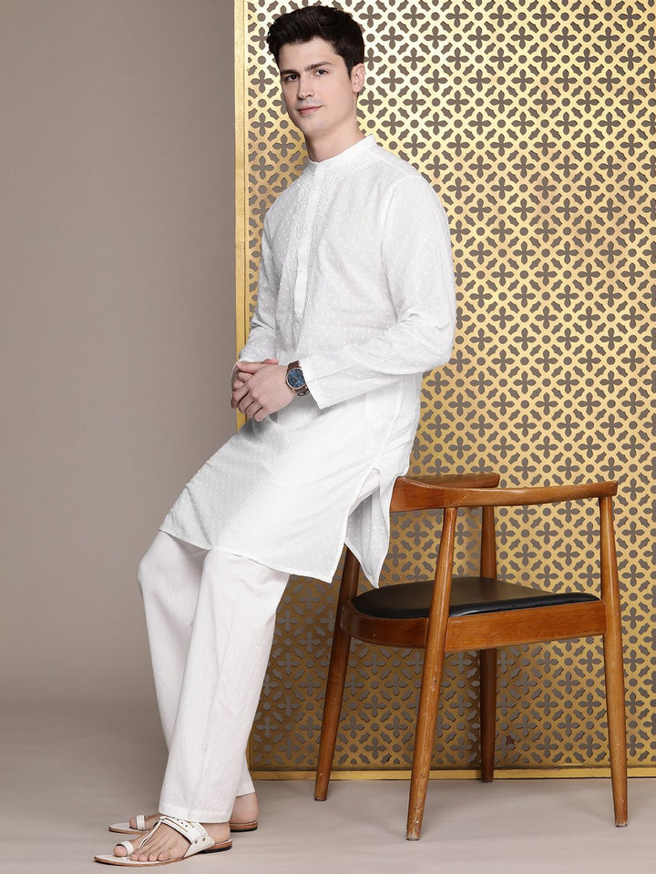 House of Pataudi Pure Cotton Chikankari Embroidered Dobby Jashn Kurta