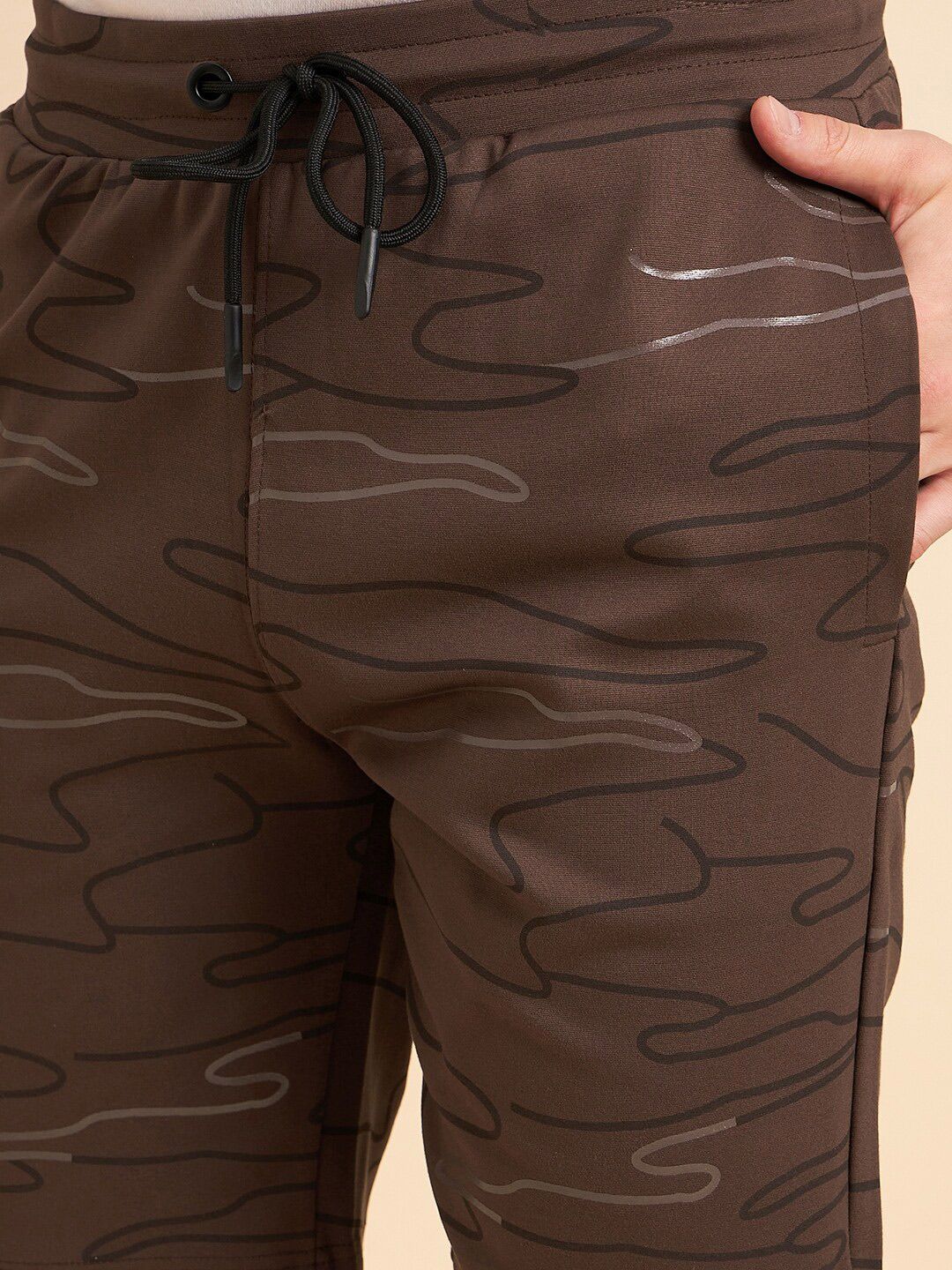 Sweet Dreams Men Brown & Black Mid Rise Abstract Printed Shorts