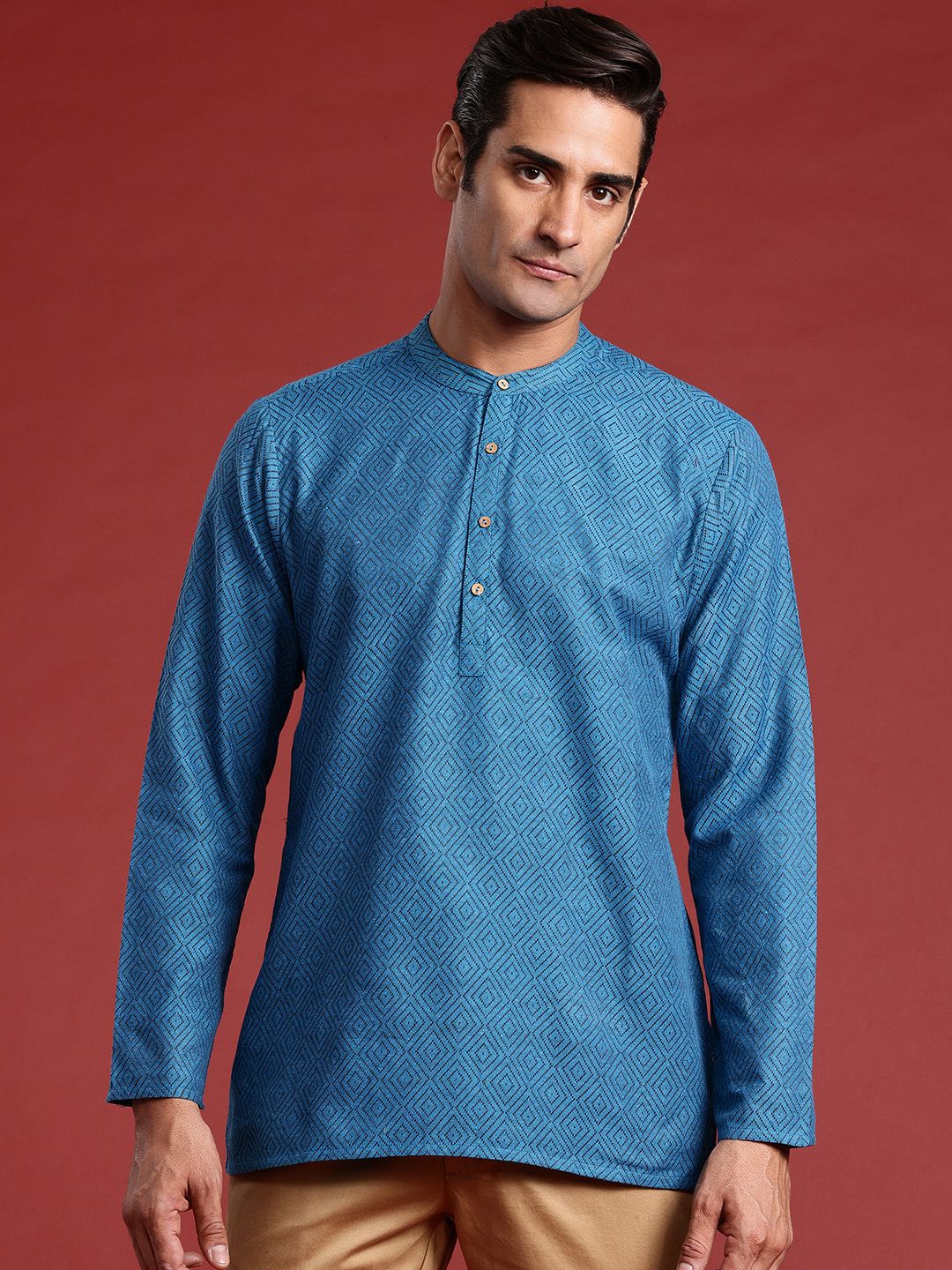 Anouk Woven Design Straight Kurta