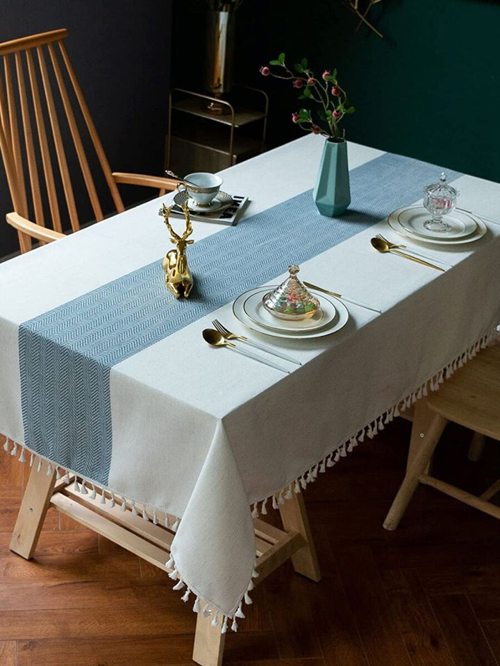 URBAN SPACE Off White & Blue 4-Seater Table Cloth