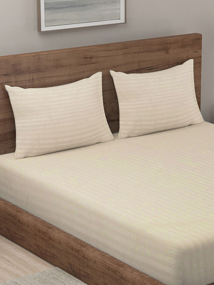 KLOTTHE Cream-Coloured Striped 210 TC King Bedsheet with 2 Pillow Covers