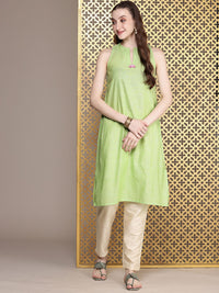 House of Pataudi Floral Embroidered A-Line Jashn Kurta