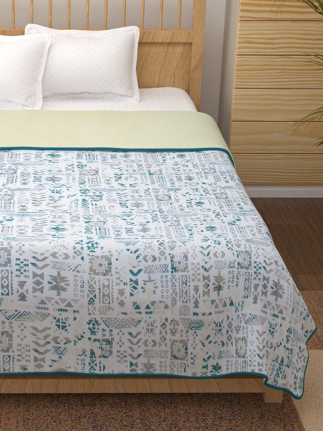 Story@home White & Yellow Printed AC Room 150 GSM Reversible Cotton Double Bed Dohar