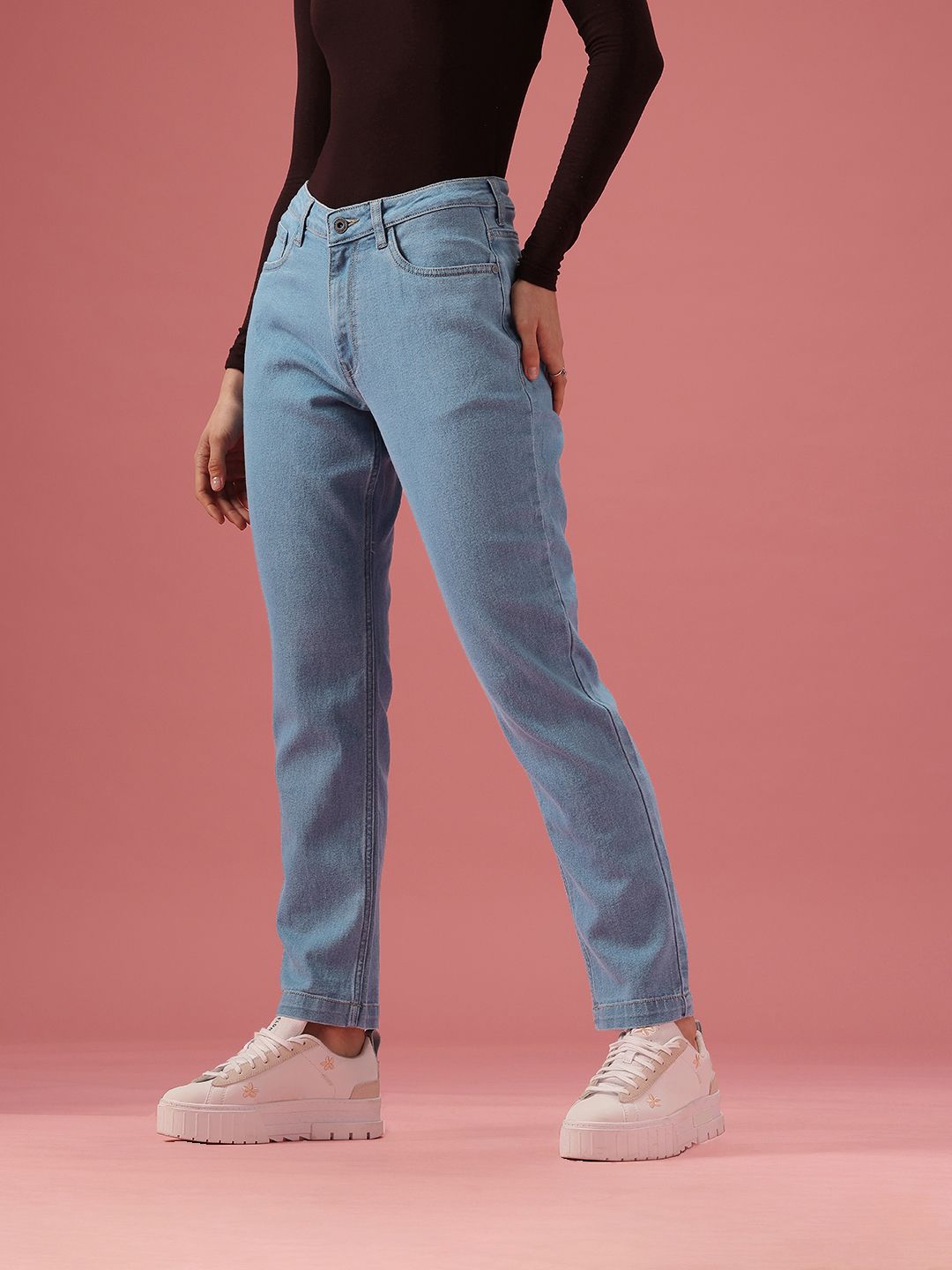 DressBerry Women Boyfriend Fit High-Rise Light Fade Stretchable Jeans