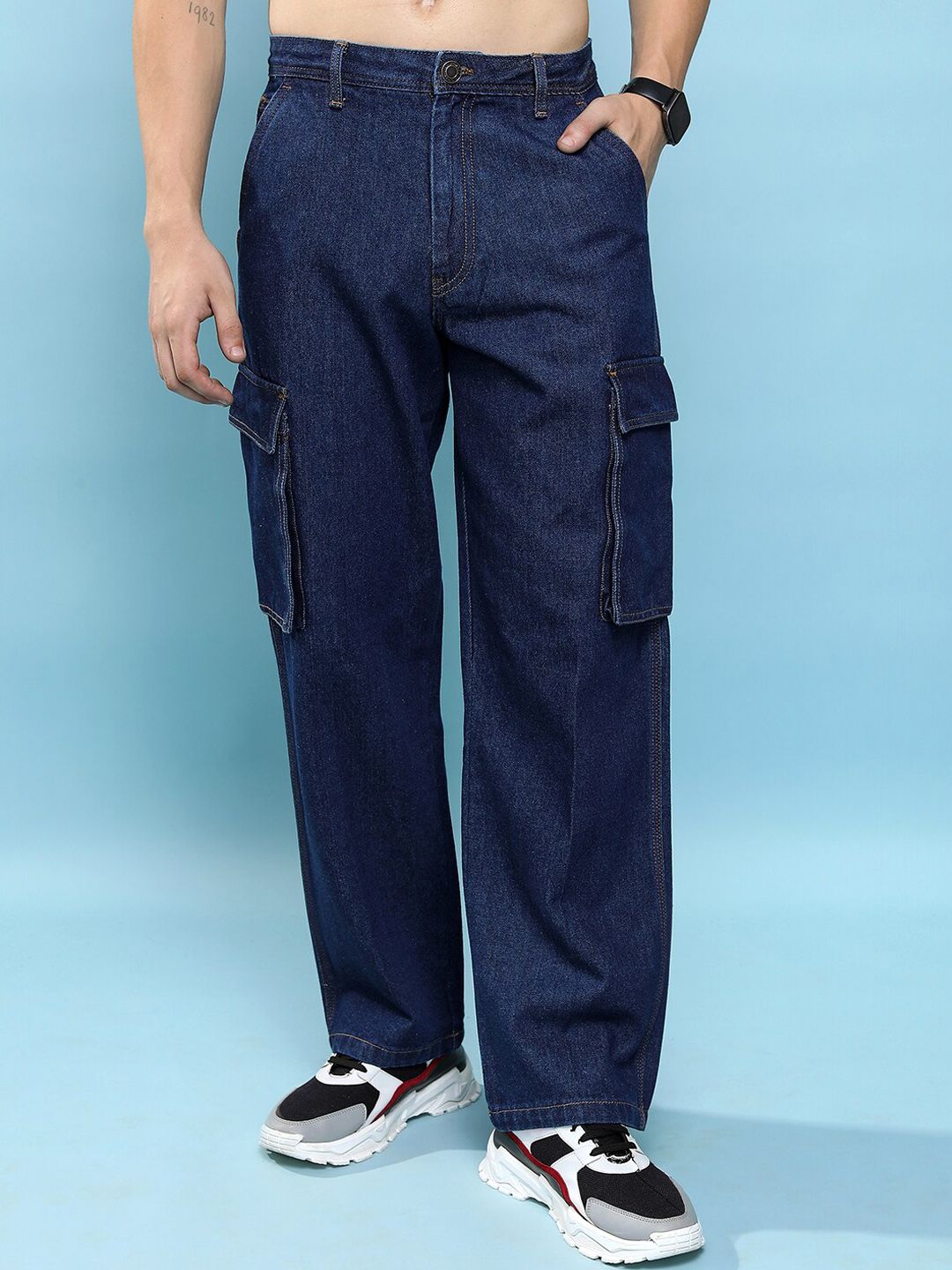 HIGHLANDER Men Blue Relaxed Fit Mid-Rise Clean Look Light Fade Jeans