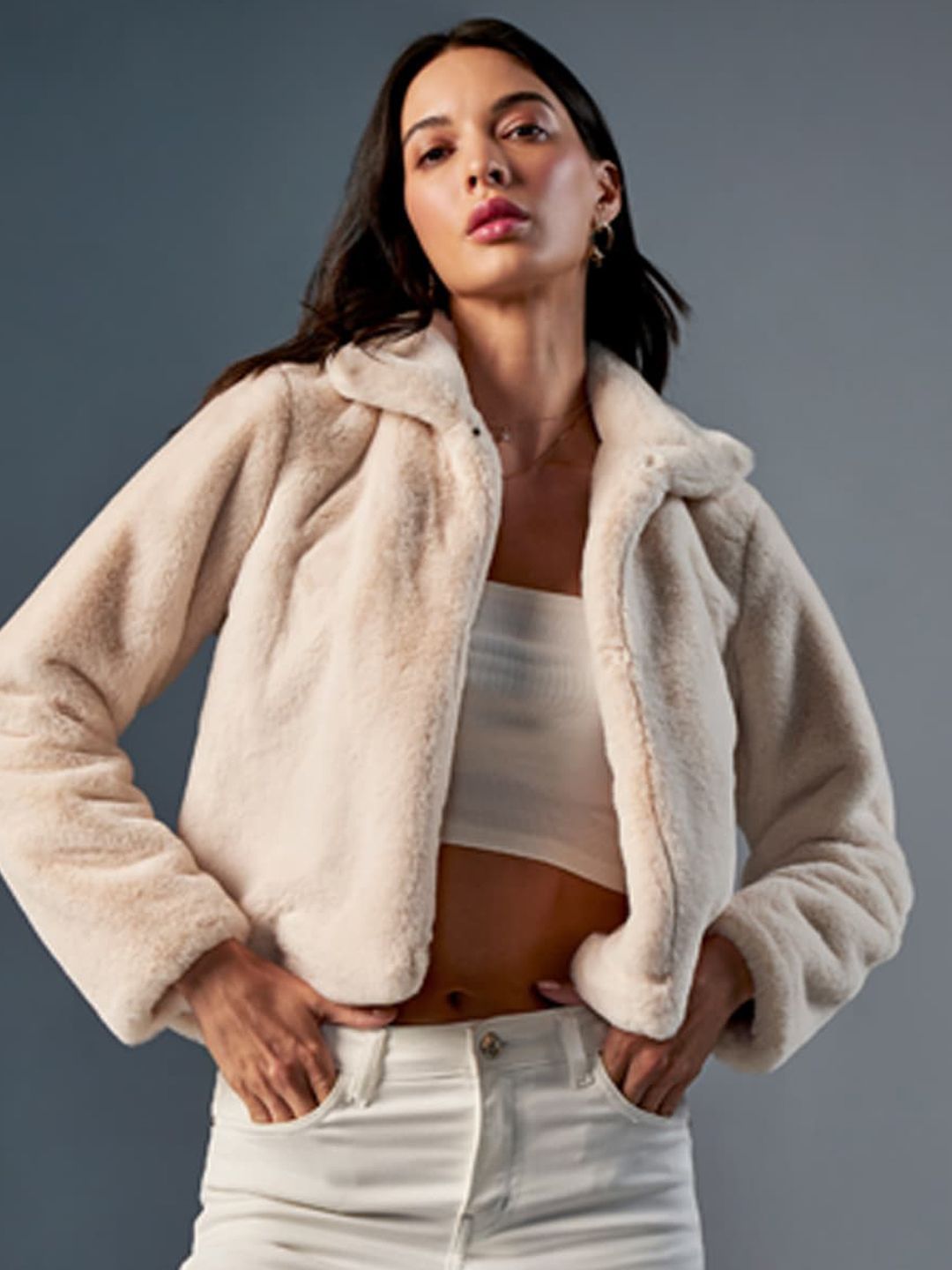 AND Spread Collar Crop Tailored Jacket