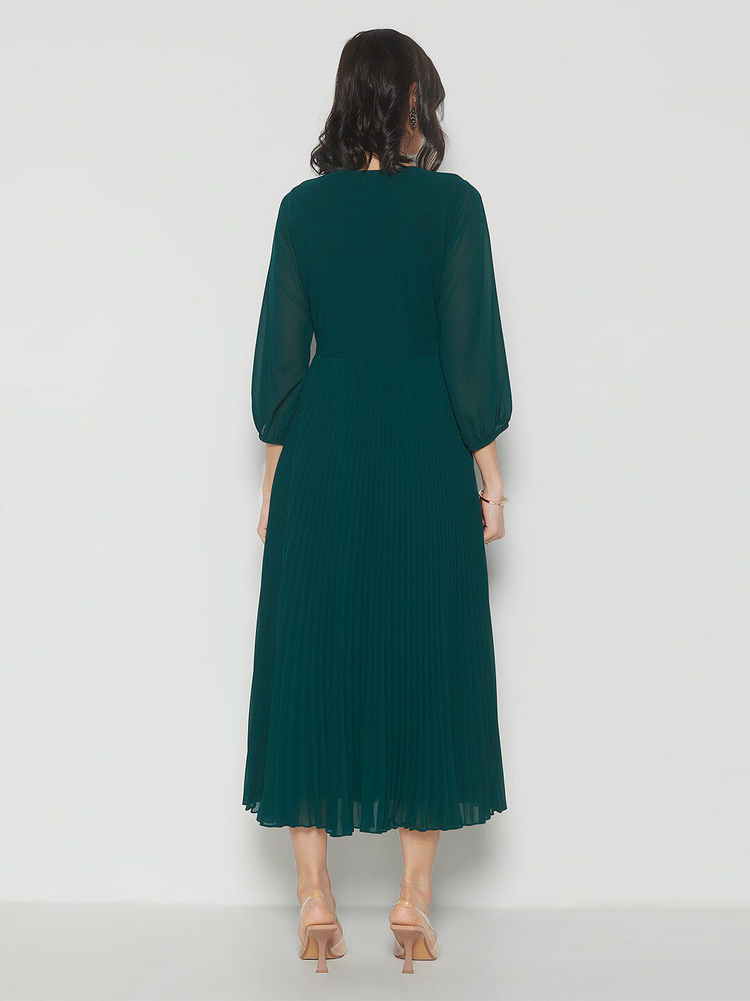 AND V-Neck Puff Sleeves Accordion Pleated Detailed Fit & Flare Midi Dress