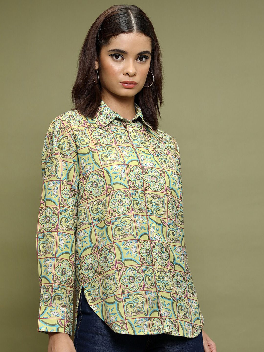 Vishudh Ethnic Motifs Printed Spread Collar Casual Shirt