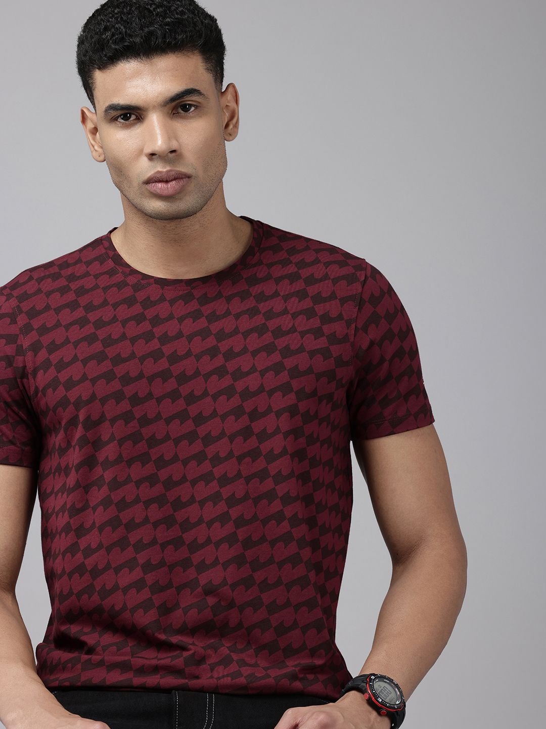 SPYKAR Geometric Printed Slim Fit T-shirt