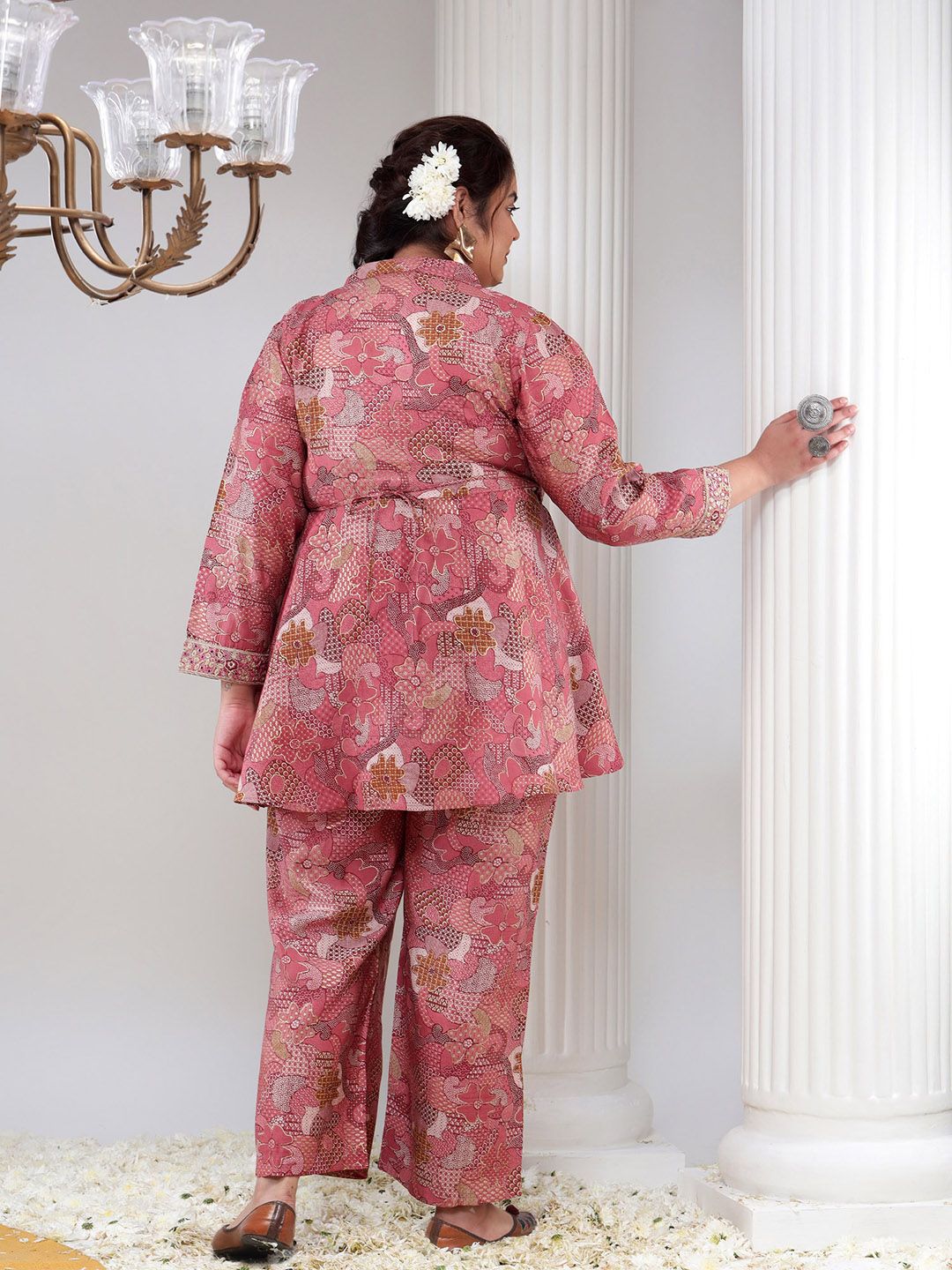 Bani Women Floral Print Tunic & Palazzos With A Belt
