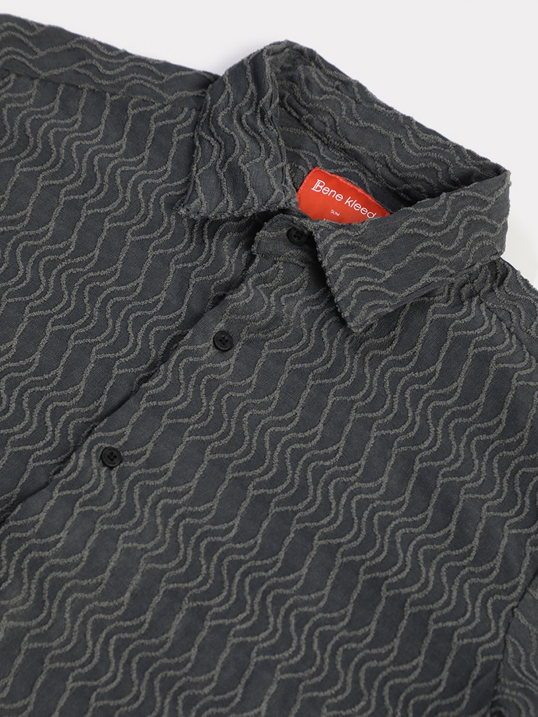Bene Kleed Men Slim Fit Textured Spread Collar Casual Shirt