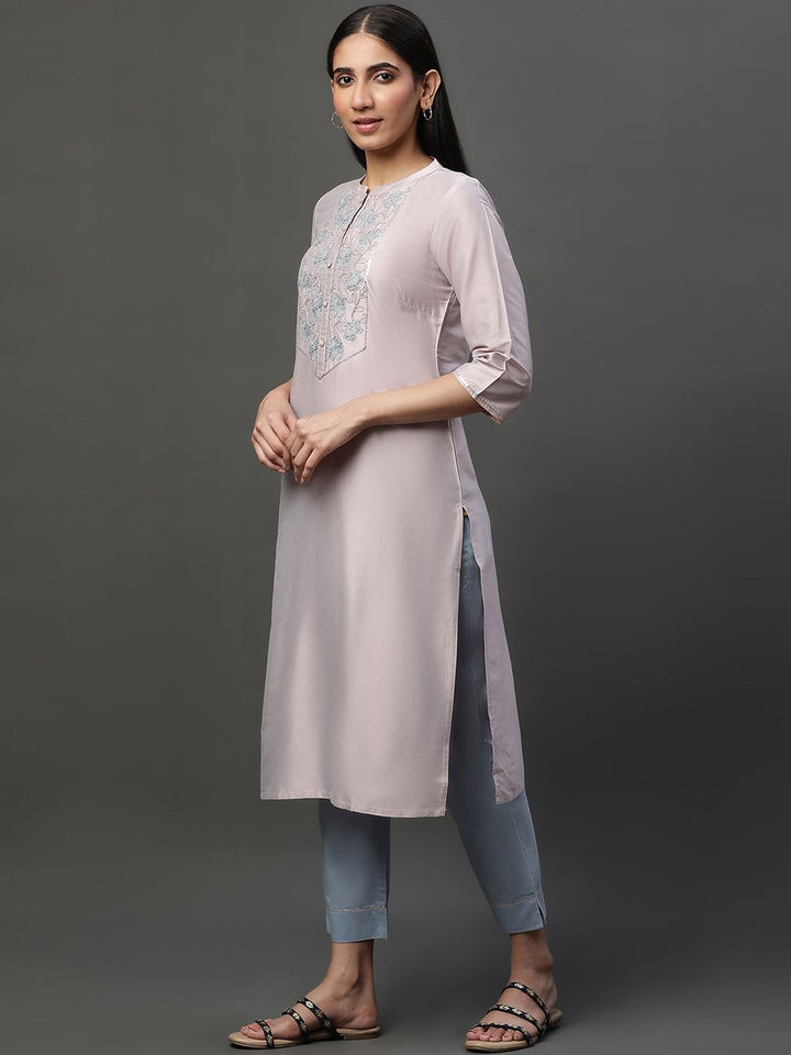 AURELIA Ethnic Motifs Yoke Design Regular Thread Work Kurta With Trousers & Dupatta