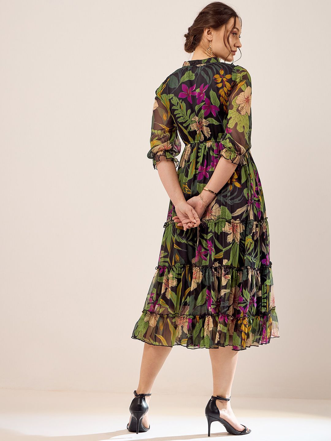 Antheaa Black & Green Floral Printed Puff Sleeves Gathered Tiered Fit & Flare Midi Dress
