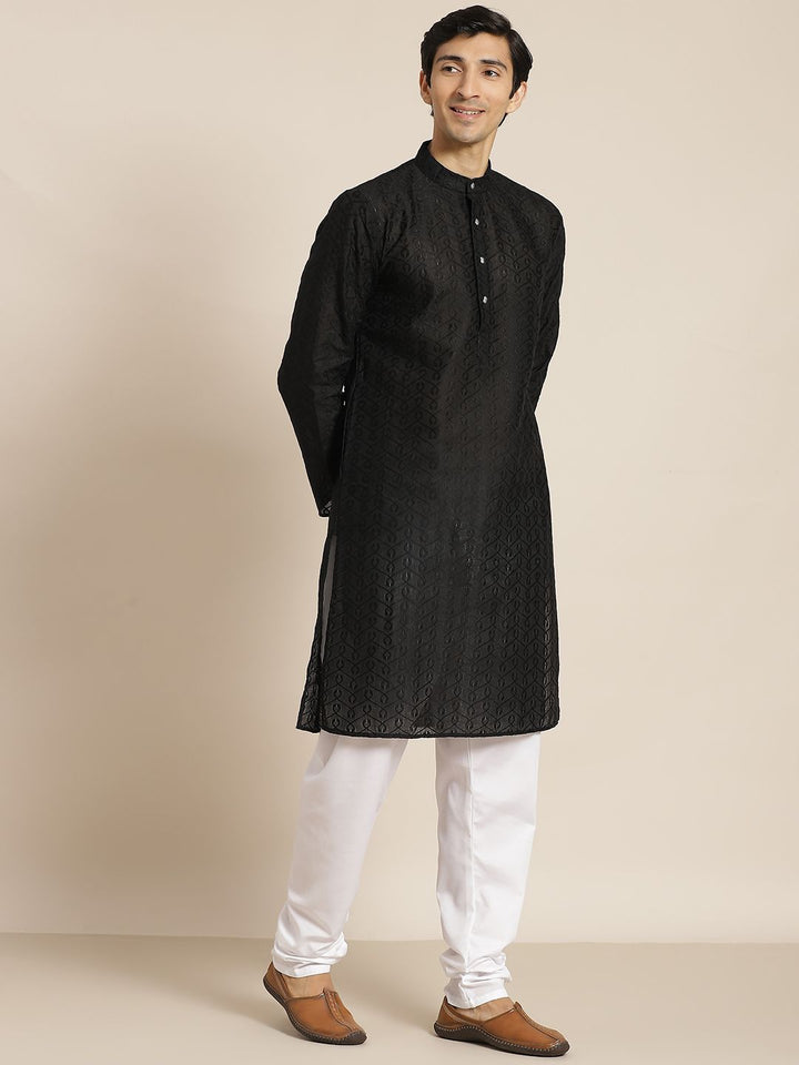 SOJANYA Lelaki Black Chikankari Pure Cotton Kurta with Churidar & Nehrujacket