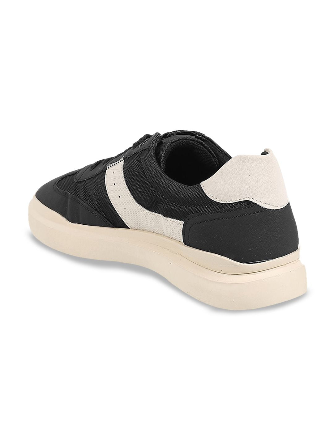 Mochi Men Textured Comfort Insole Contrast Sole Lace-Ups Sneakers