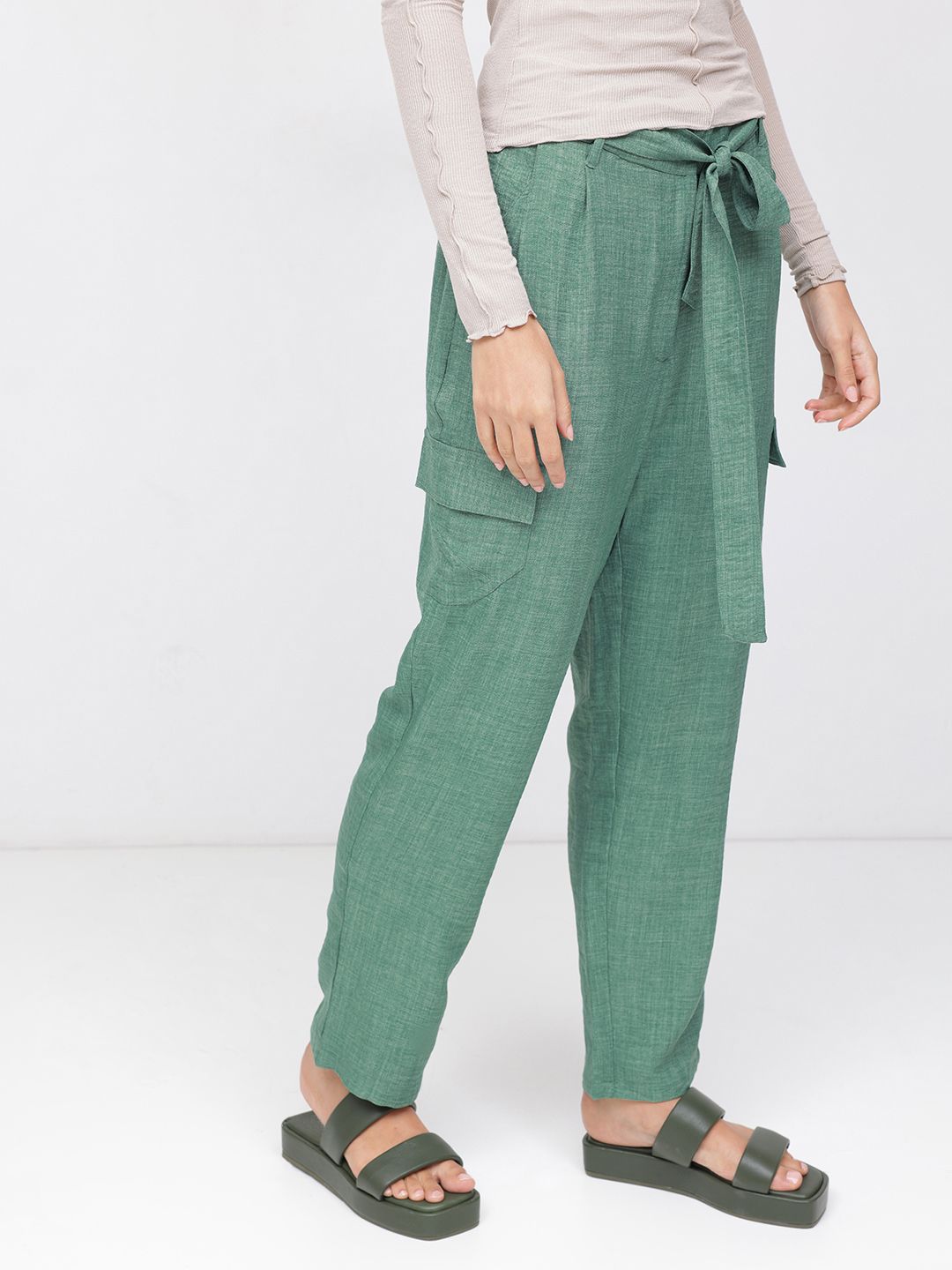 DressBerry Women Functional Fashion Slouchy Cargo Trousers
