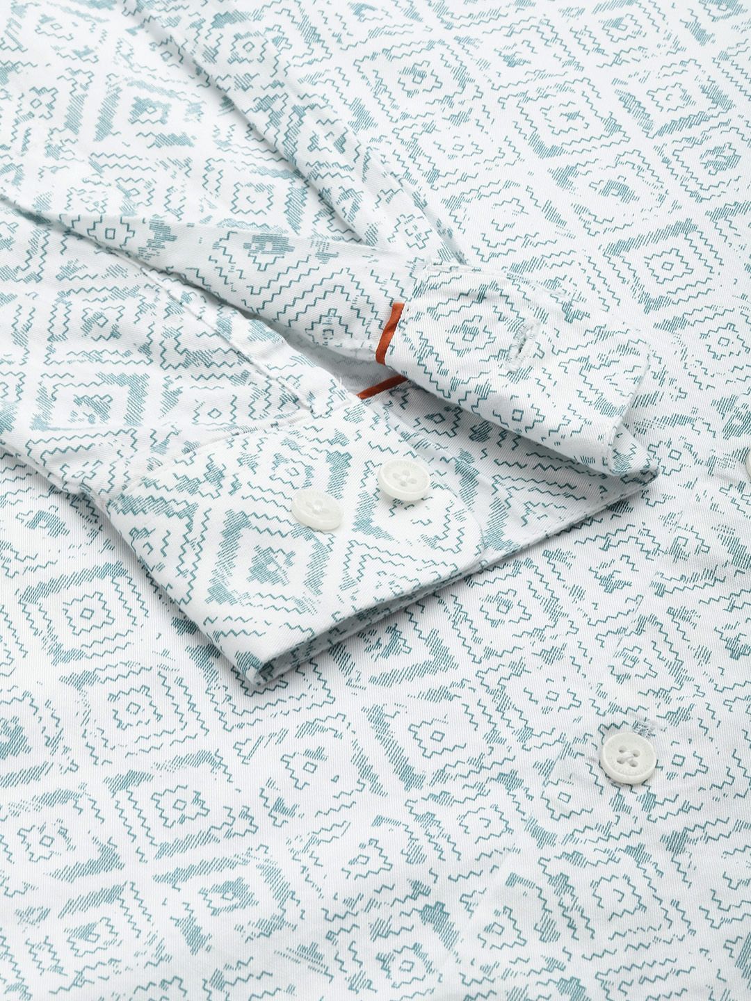 Park Avenue Pure Cotton Slim Fit Geometric Printed Casual Shirt