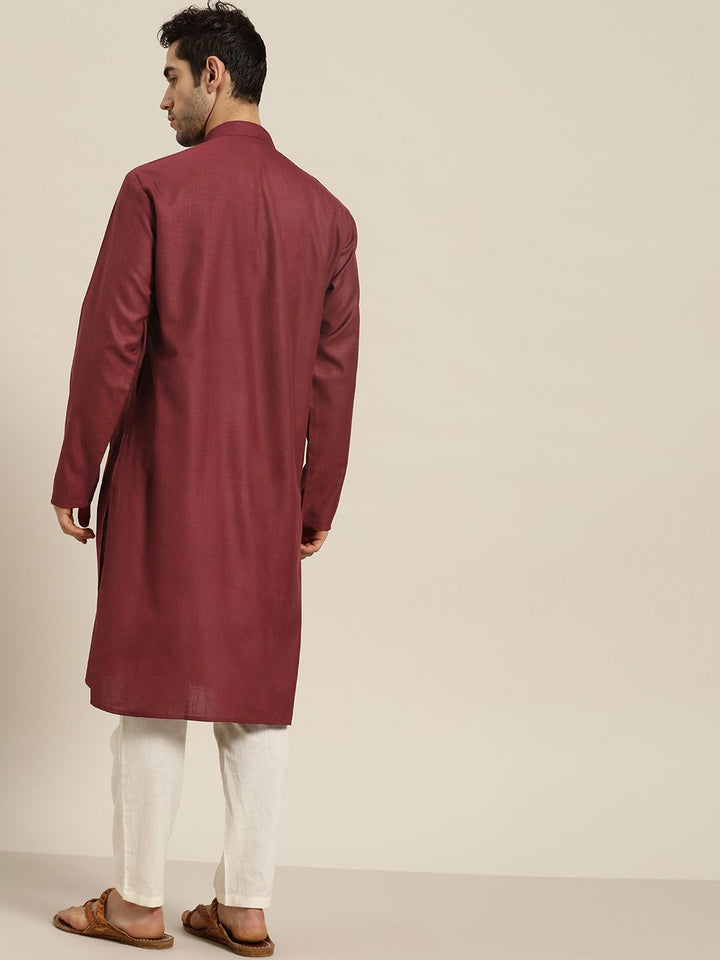 SOJANYA Men Maroon Solid Pure Cotton Kurta