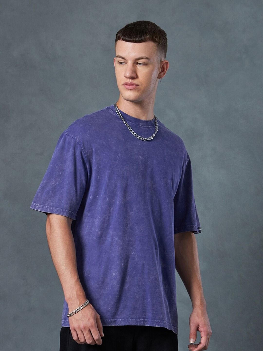 Bewakoof Round Neck Cotton Round Neck Raw Edge Oversized T-shirt