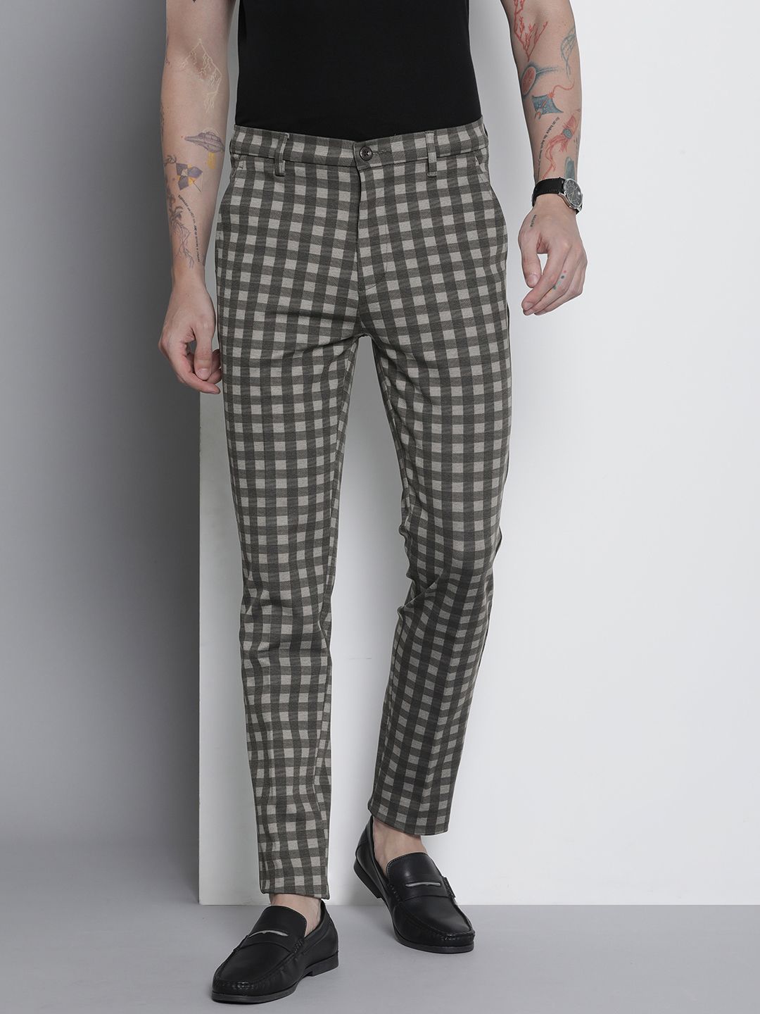 The Indian Garage Co. X Luxe Men Checked Slim Fit Trousers