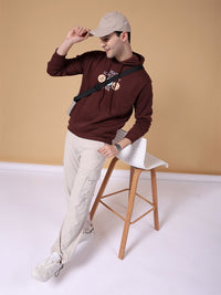 Pullover Bercetak Grafik Garasi India