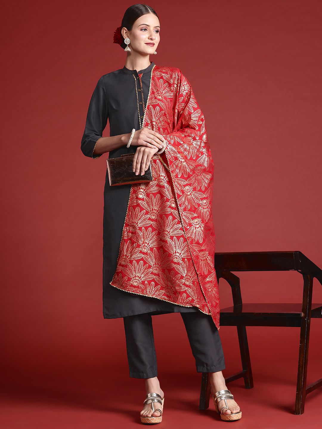 Anouk gotta patti kurta dengan seluar & cetak dupatta